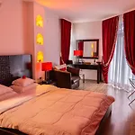 Familly Art Nirvana 3* Шумен