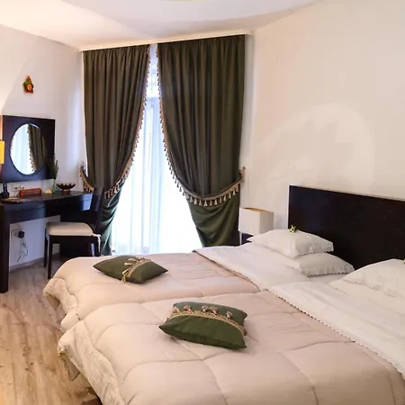 Familly Art Nirvana Shumen