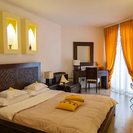 Familly Art Nirvana 3*