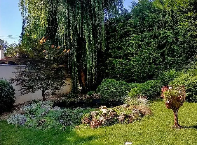 Familly Art Nirvana Hotel Shumen