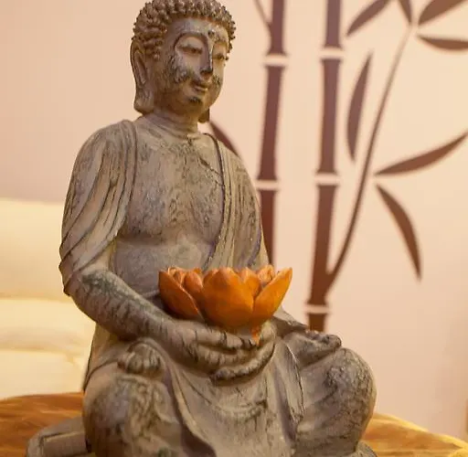 Familly Art Nirvana Hotel 3*