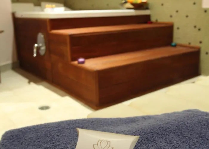 Hotel Familly Art Nirvana 3*