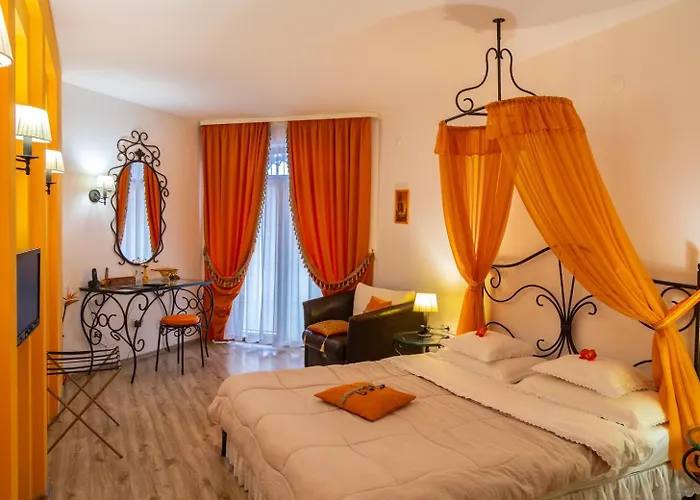 Hotel Familly Art Nirvana 3*