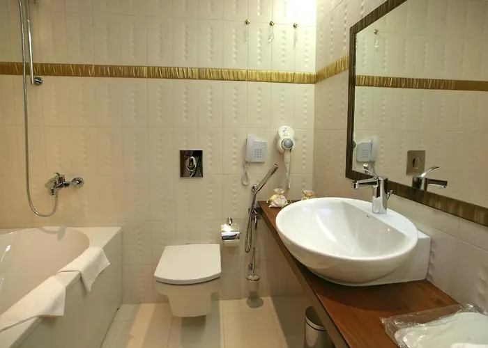 Familly Art Nirvana Shumen